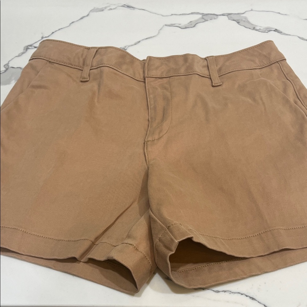 Banana Republic camel 🐪 color chino shorts